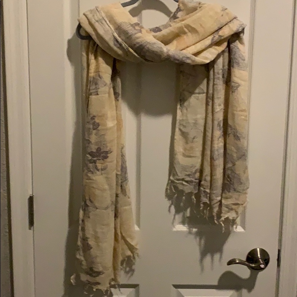 Neutral patterned cotton scarf